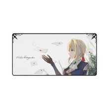 Charger l&#39;image dans la galerie, Tapis de souris Violet Evergarden (tapis de bureau)
