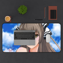 Cargar imagen en el visor de la galería, Amagi Brilliant Park Isuzu Sento Mouse Pad (Desk Mat) With Laptop
