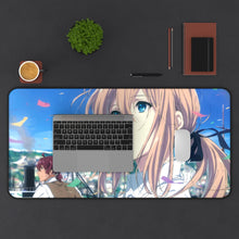 Charger l&#39;image dans la galerie, Violet Evergarden Violet Evergarden Mouse Pad (Desk Mat) With Laptop
