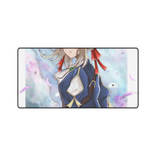 Cargar imagen en el visor de la galería, Alfombrilla de ratón (alfombrilla de escritorio) de Violet Evergarden
