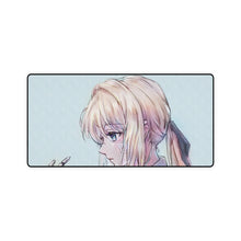 Cargar imagen en el visor de la galería, Alfombrilla de ratón (alfombrilla de escritorio) de Violet Evergarden
