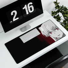 Charger l&#39;image dans la galerie, Mirai Nikki Yuno Gasai Mouse Pad (Desk Mat) With Laptop
