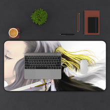 Charger l&#39;image dans la galerie, Claymore Mouse Pad (Desk Mat) With Laptop
