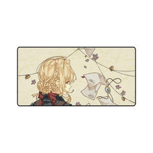 Charger l&#39;image dans la galerie, Tapis de souris Violet Evergarden (tapis de bureau)
