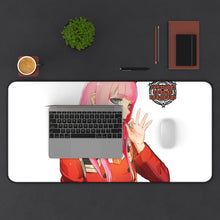 Load image into Gallery viewer, Zero two render Mouse Pad (Desk Mat) With Laptop
