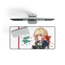 Charger l&#39;image dans la galerie, Tapis de souris Violet Evergarden (tapis de bureau)
