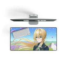 Charger l&#39;image dans la galerie, Tapis de souris Violet Evergarden (tapis de bureau)
