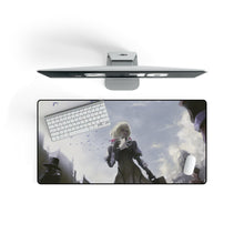 Charger l&#39;image dans la galerie, Tapis de souris Violet Evergarden (tapis de bureau)
