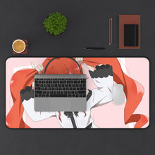 Cargar imagen en el visor de la galería, Mushoku Tensei: Jobless Reincarnation Eris Boreas Greyrat Mouse Pad (Desk Mat) With Laptop
