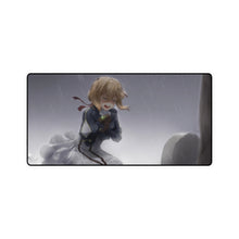 Cargar imagen en el visor de la galería, Alfombrilla de ratón (alfombrilla de escritorio) de Violet Evergarden
