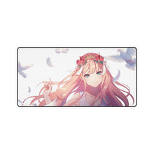 Charger l&#39;image dans la galerie, Darling in the FranXX Mouse Pad (Desk Mat)
