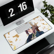 Charger l&#39;image dans la galerie, Tapis de souris Violet Evergarden (tapis de bureau)
