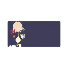 Charger l&#39;image dans la galerie, Tapis de souris Violet Evergarden (tapis de bureau)
